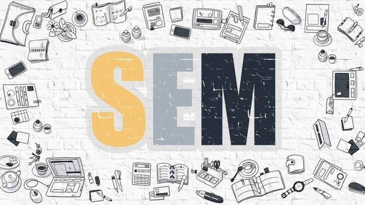 digital marketer working on SEM marketing